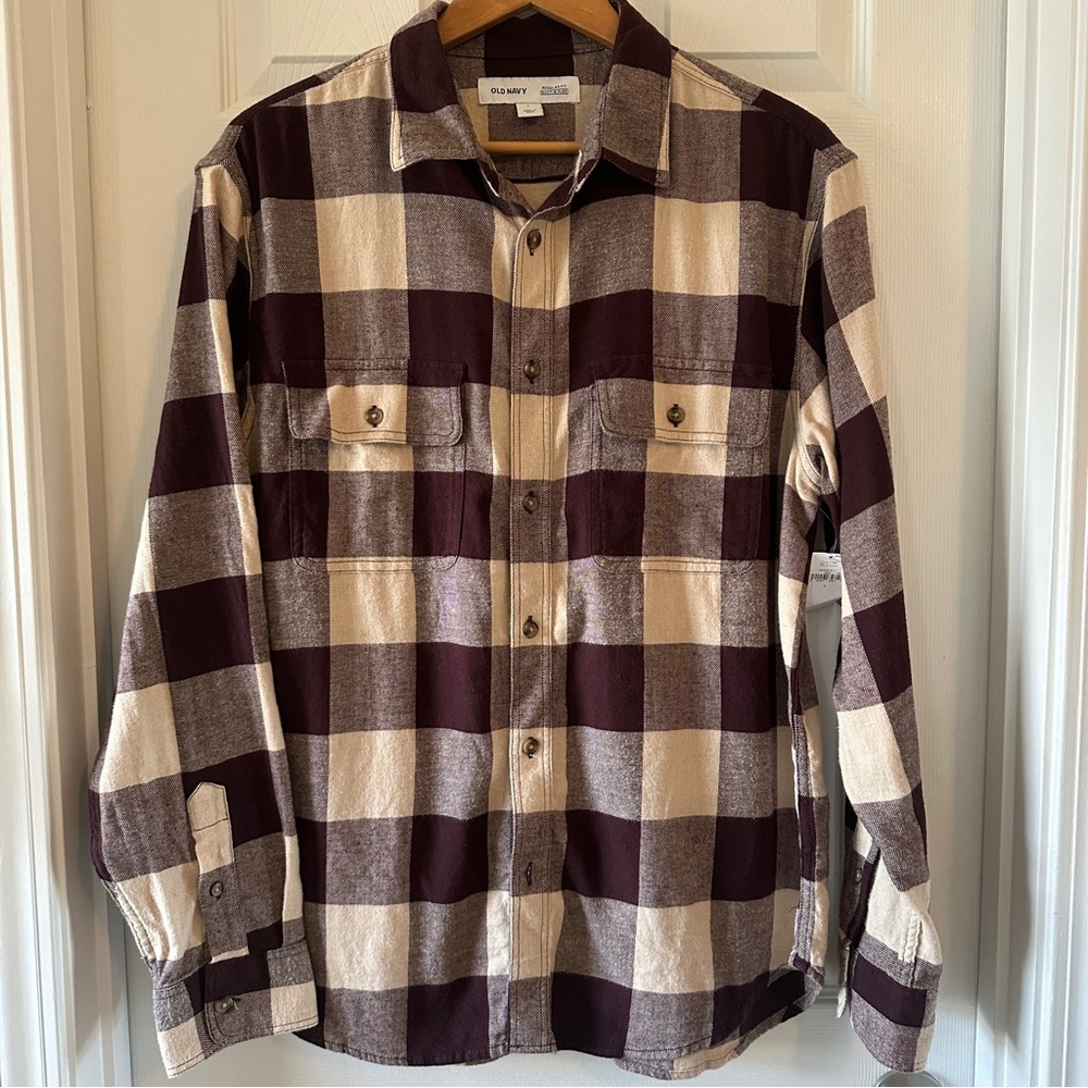 Old Navy Men's Casual Plaid Flannel Shirt Cream and Burgundy Size Large